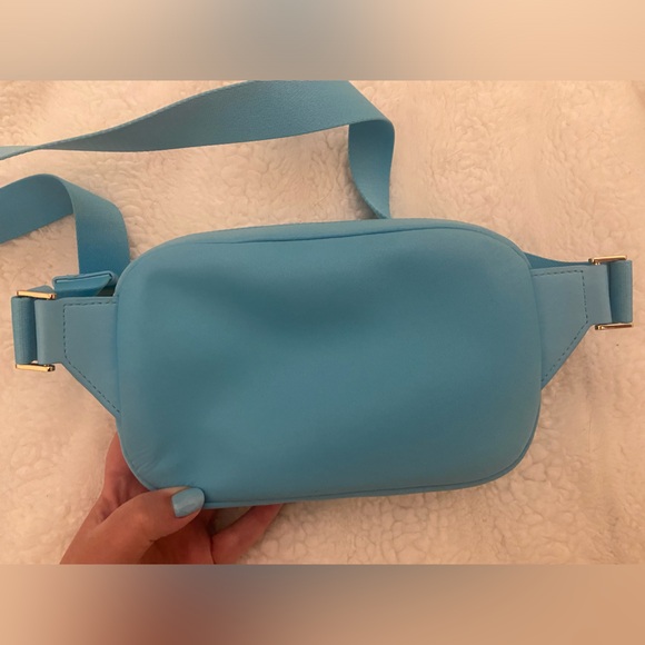 SOLD ON DIFFERENT SITE Kate Spade light blue belt bag/fanny pack. - Picture 5 of 5